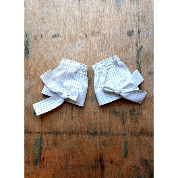 CATHERINE OSTI rankogaliai Caroline White Striped CATHERINE OSTI rankogaliai Caroline White Striped